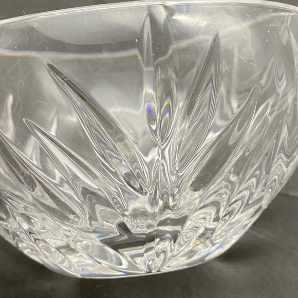 Vintage Cut Crystal Bowl Clear 5 3/4” W Smooth Edges Heavy 1 Lb 14 oz Fern Candy - Picture 5 of 11